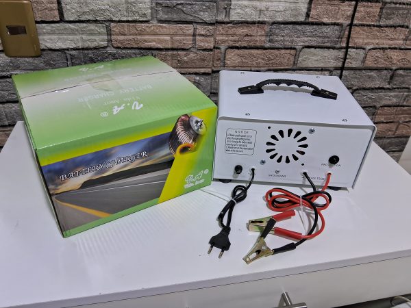 CARGADOR DE BATERIA DE 12 VA 24 - Imagen 4