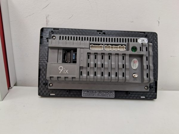 PANTALLA DE AUTO V8 DE 9 PULGADAS - Imagen 3