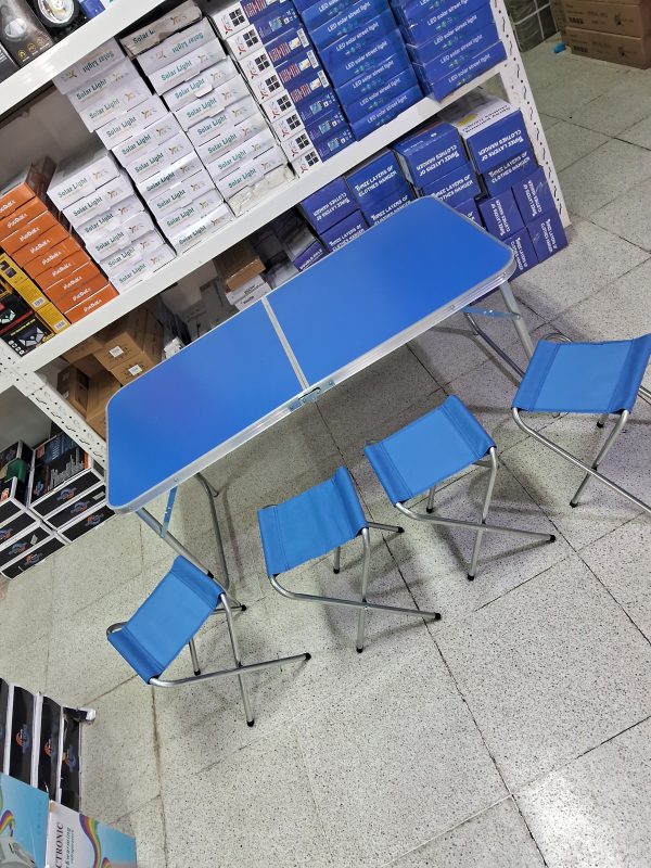 MESA CAMPING CON SILLAS - Imagen 4