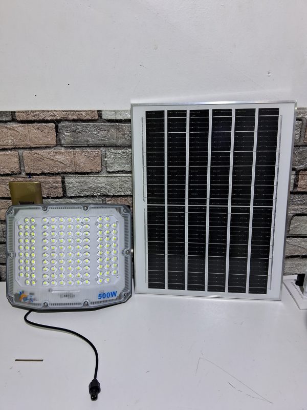 FOCO CON PANEL SOLAR CUADRADO 500W